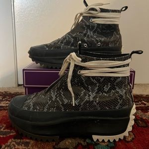 Converse Run Star Hike Snakeskin Sneakers, sz 9, very good condition.